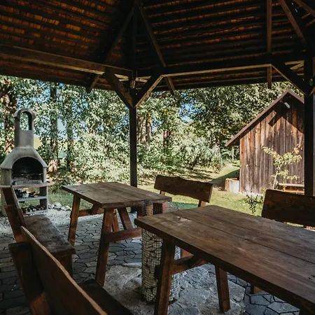 Homestay U Ztraceneho Potoka Vapenna
