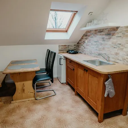Homestay U Ztraceneho Potoka Vapenna