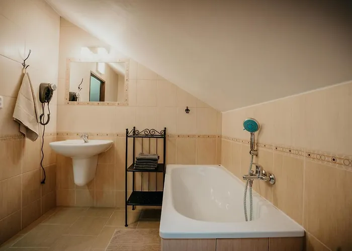 Homestay U Ztraceneho Potoka Vapenna